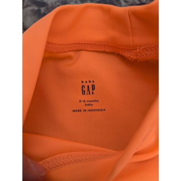 Baby Gap Sea Ya Swim Shirt baby size 0-6m orange long‎ sleeve rashguard shark - Picture 5 of 5